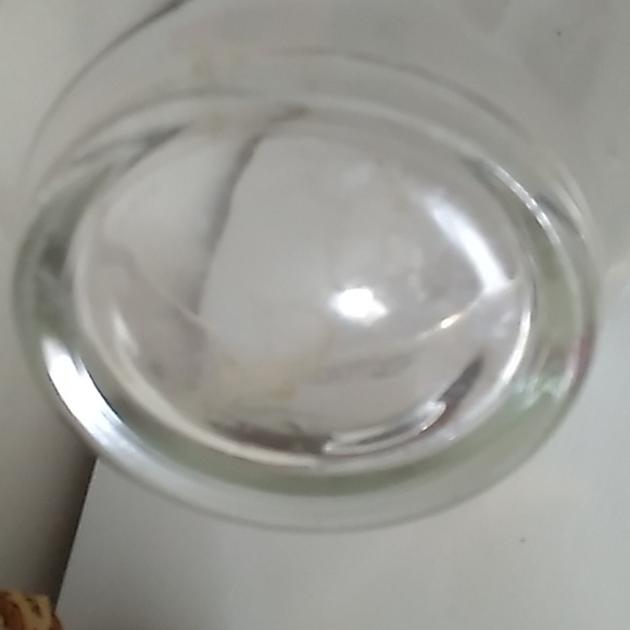 Vintage 1970s gold trim heavy glass serving bowl - Picture 4 of 4